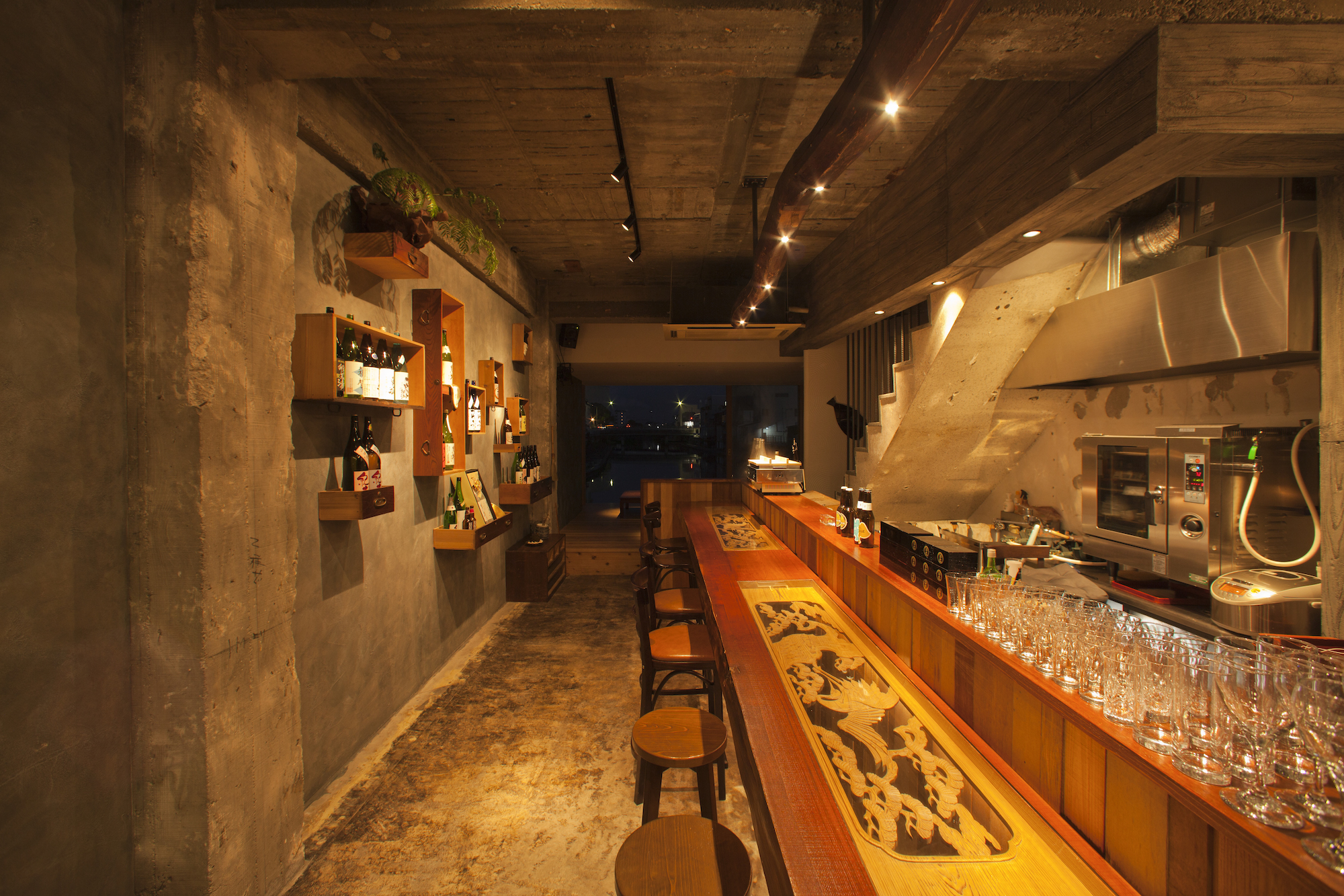和歌山県・Wakayama市・Japanese sake bar 水辺座