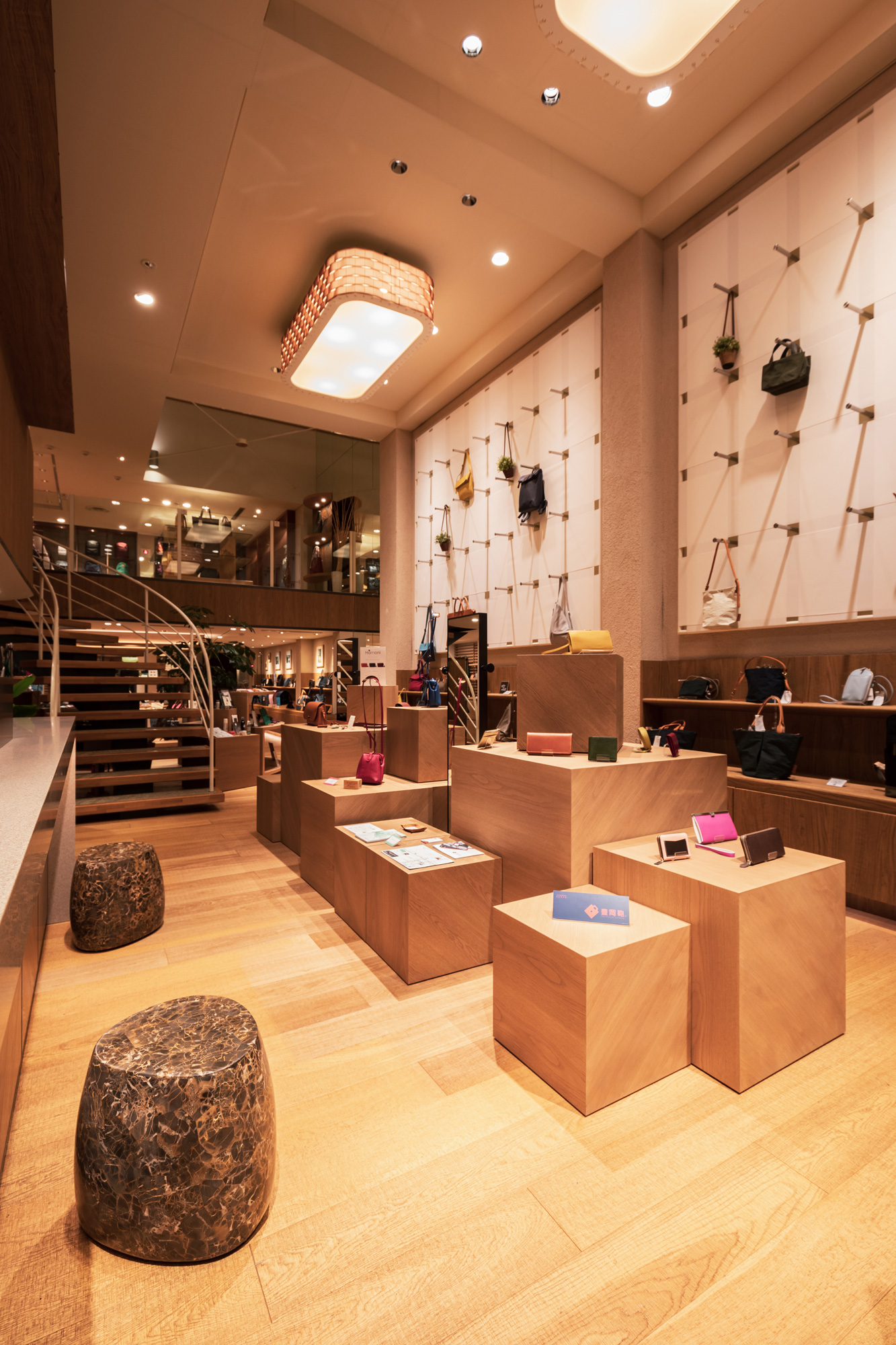 兵庫県・Toyooka・Toyooka KABAN Artisan Atelier