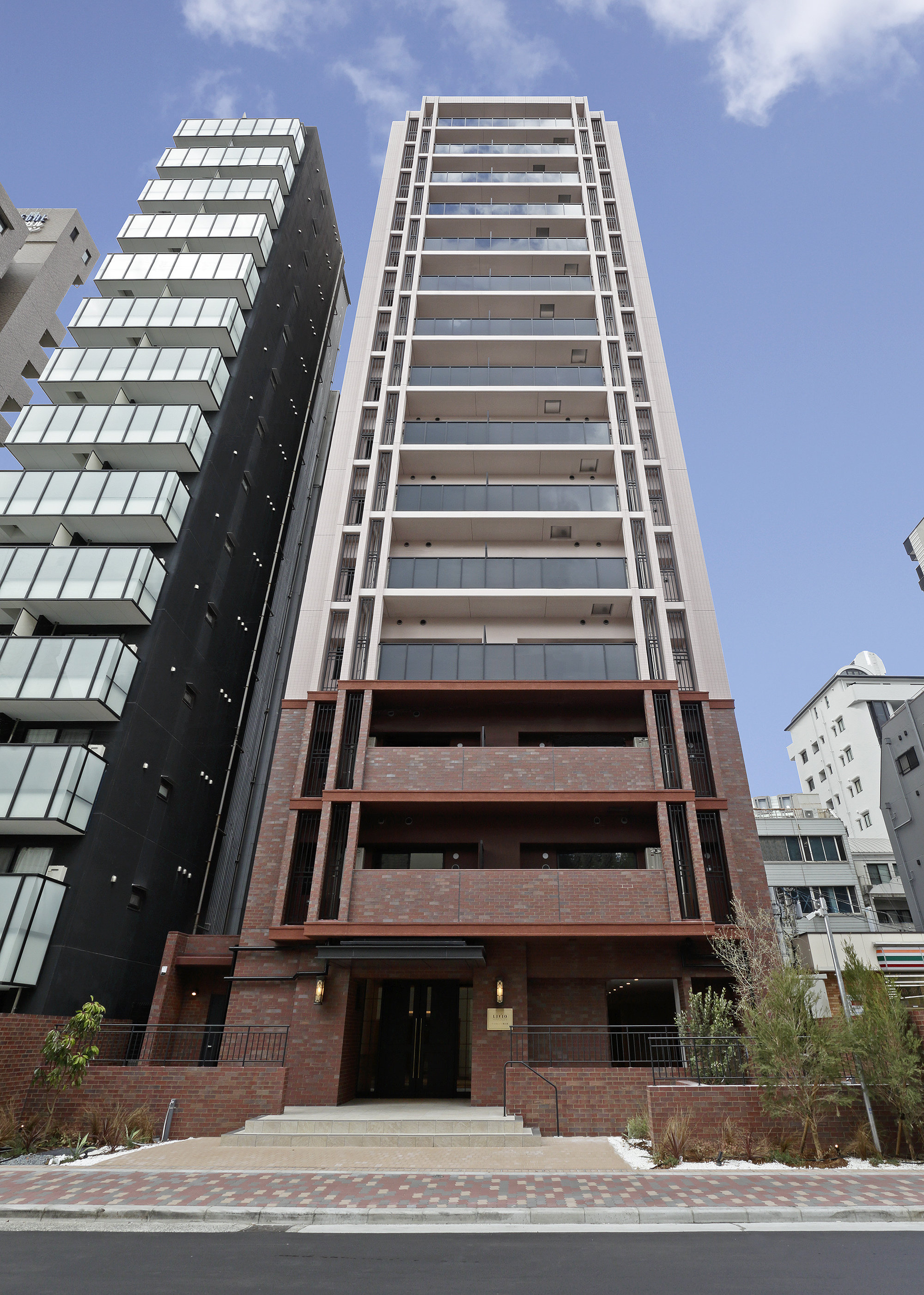 大阪府・Shinsaibashi・LIVIO RAISON 靭公園